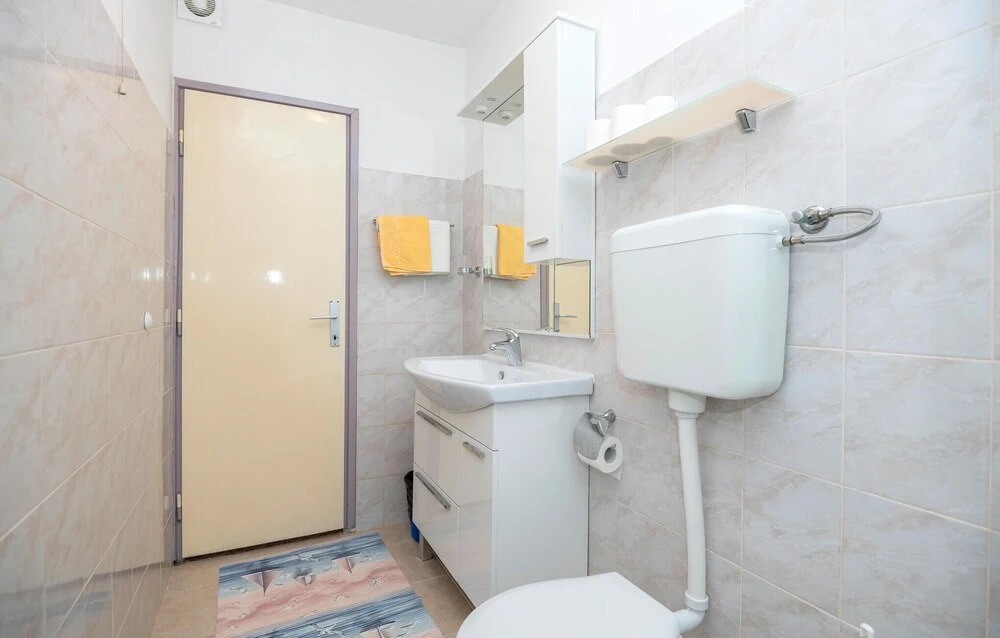 Beautiful Apartment in Jelsa With Wifi and 1 Bedrooms