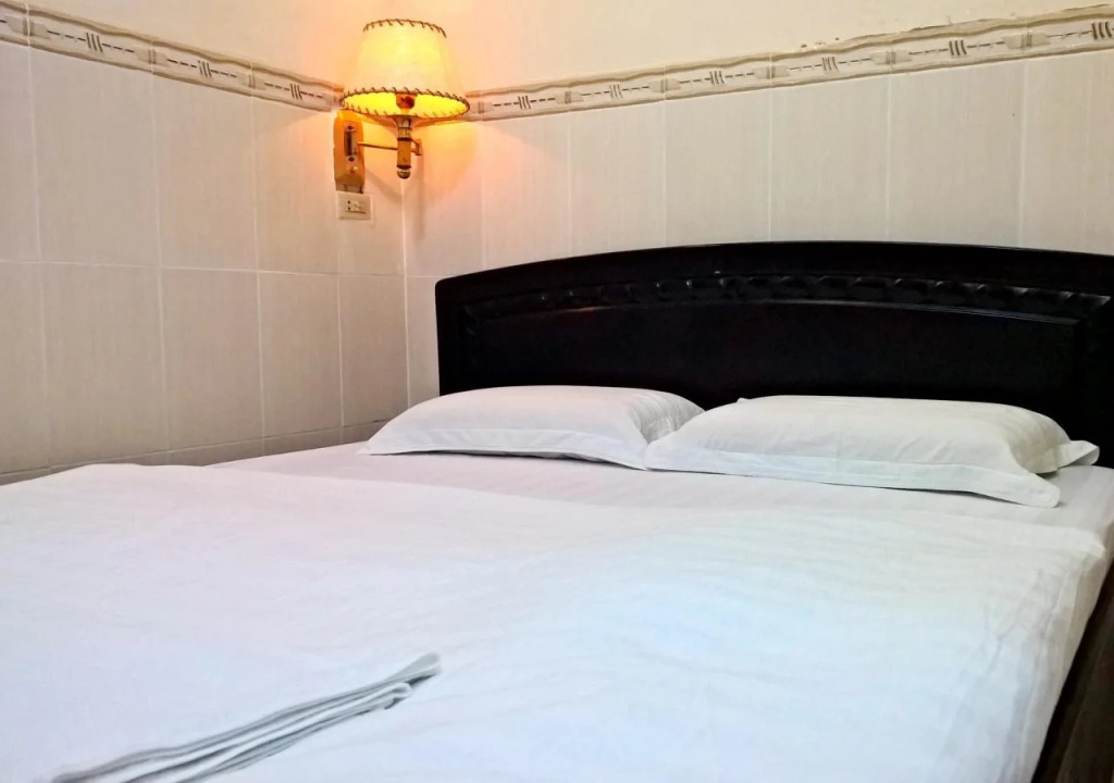 Quang Sang Hotel