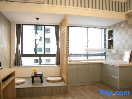 Yuejianglou Homestay (Zhangjiajie Dayong Ancient City Pedestrian Street Branch)