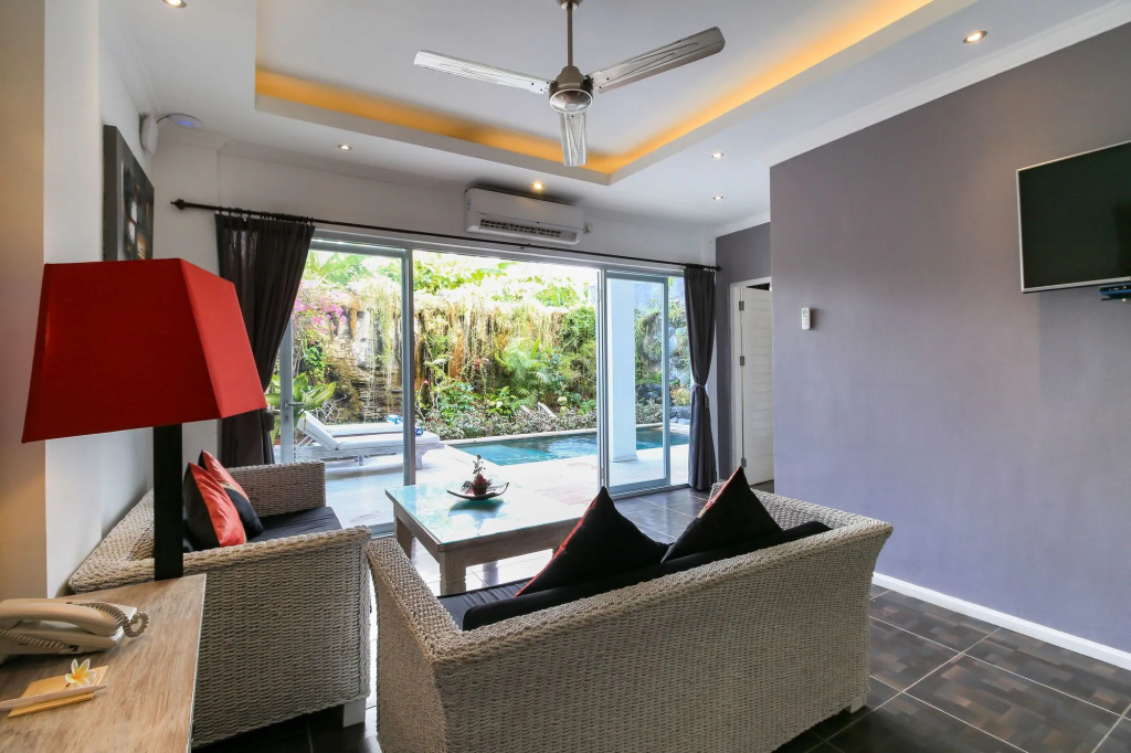 Aleesha Villas and Suites
