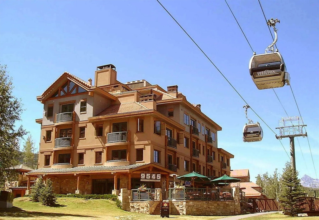 Inn at Lost Creek