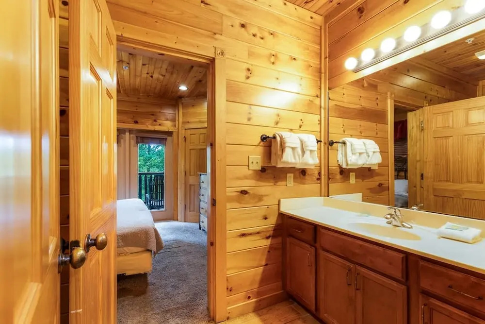 Private 8BR Gatlinburg Cabin w Amazing Views