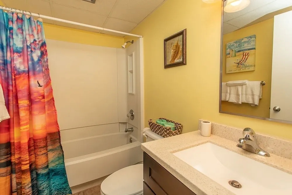 Royal Garden Resort 515 2 Bedroom Condo by RedAwning