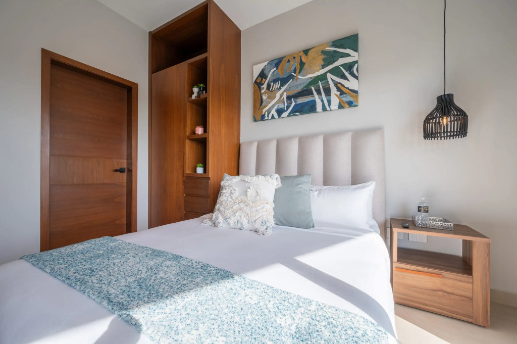 Kippal Aguamarina Serenity and Sophistication