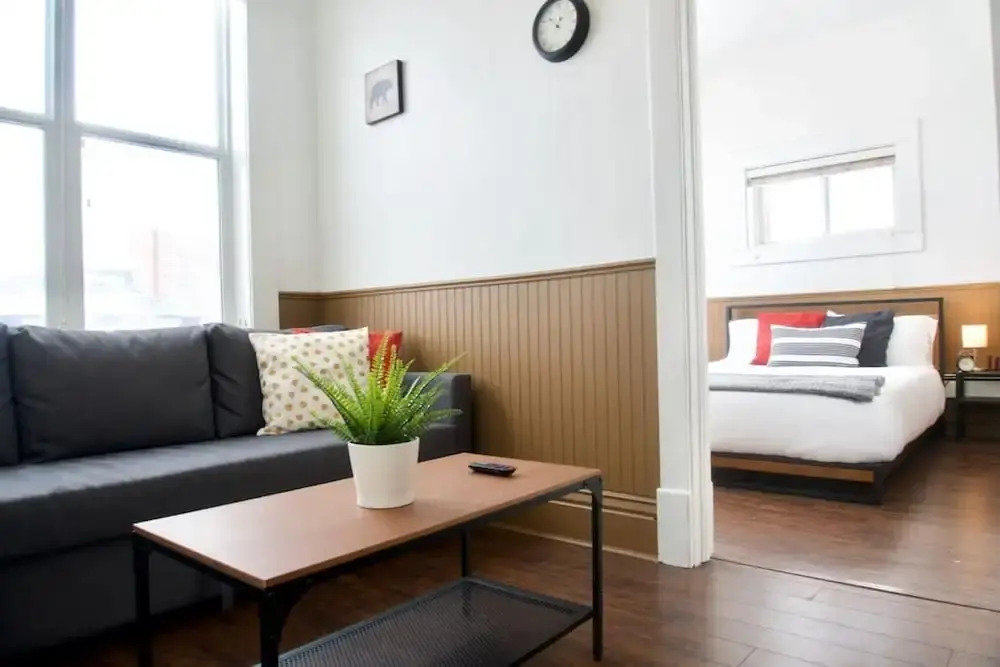 The Best Rental in Moose Jaw Large 2-br Parking Coffee