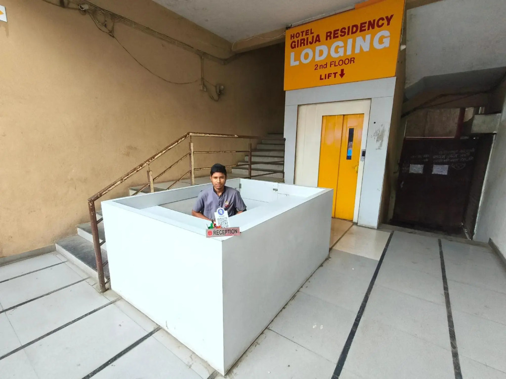 Hotel Girija Residency