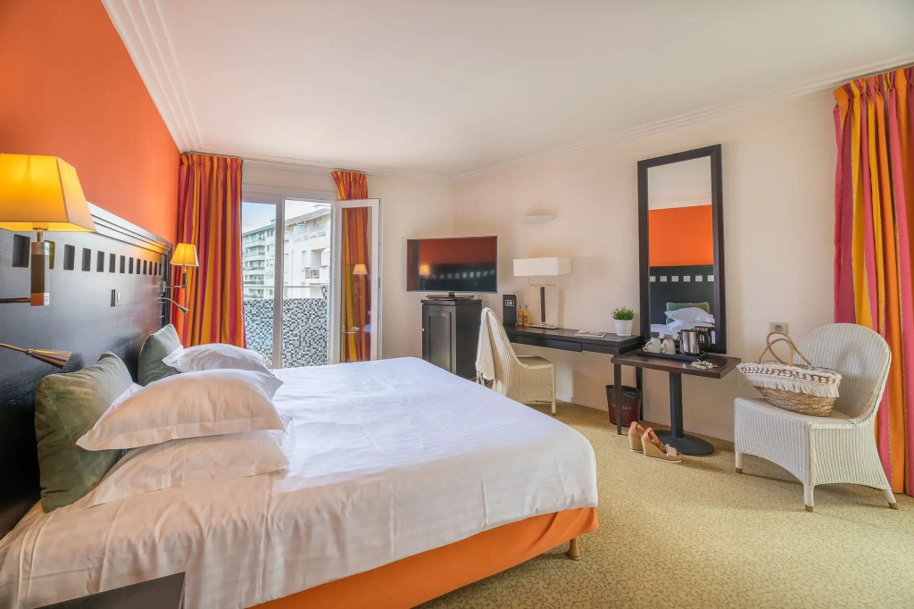Grand Tonic Hotel & SPA NUXE