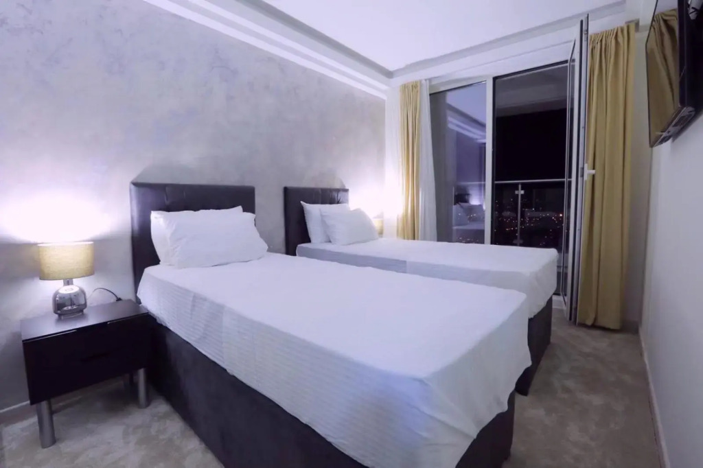 33rd floor luxury apartment spa & fitness