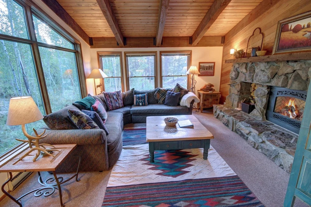 Keystone Gulch Cabin 1668 by Summitcove Vacation Lodging