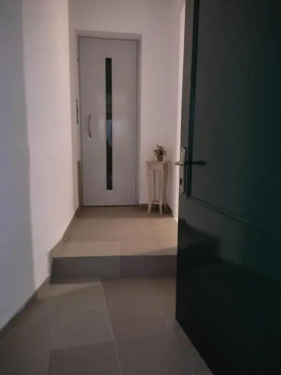 DORAS APARTMENTS STUDIO 1