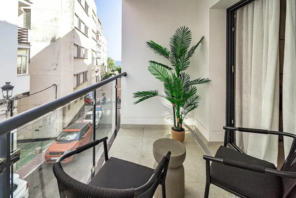Le2c- Luxury, New-build Apartment near the beach