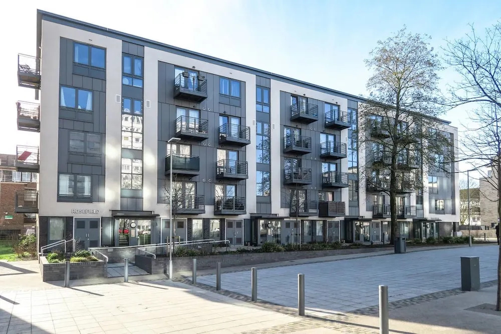 Lovely 2- Bed Flat in North London