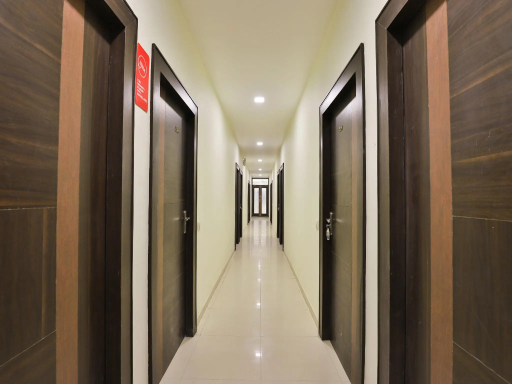 OYO 6684 Hotel Park Sangam