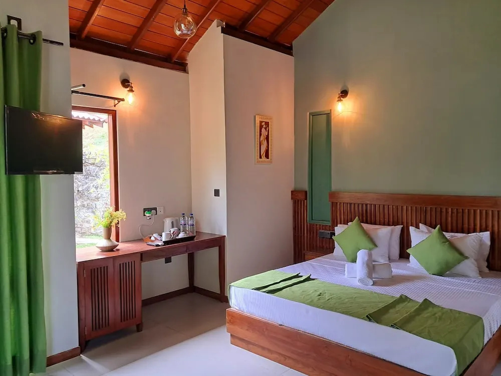 River Shades Hotel