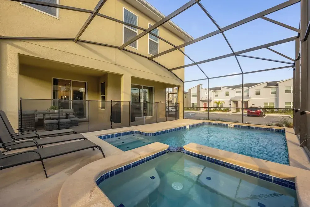 Resort Style 6BR Villa Private Pool
