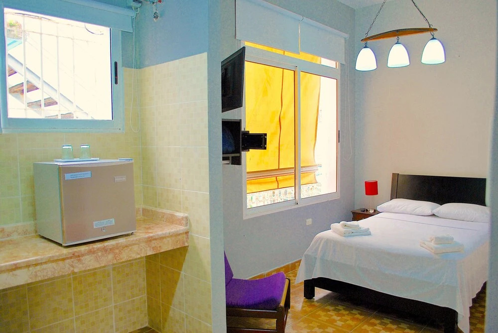 AHT Colonial Hostel