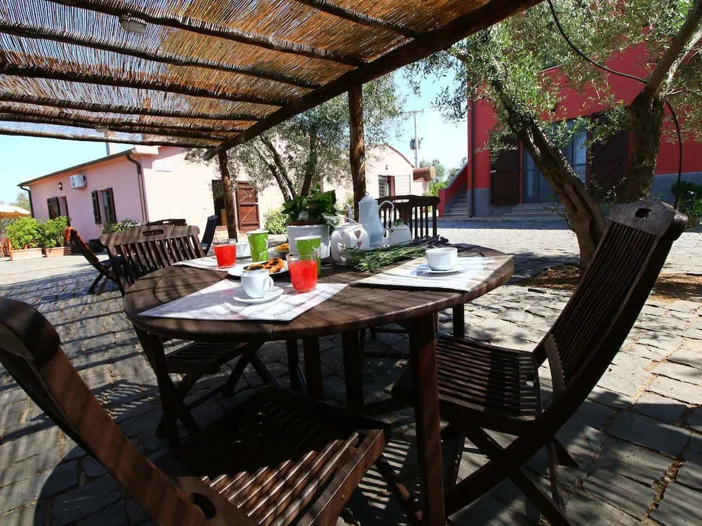 Apartment in Montalto Near Lake and Pool