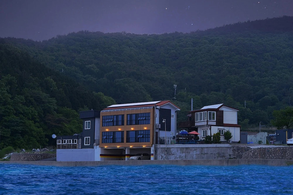 DK Sea Side Pension