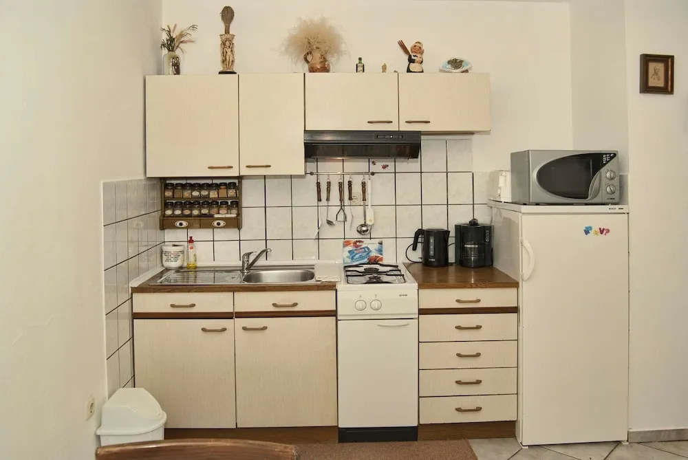 Apartments Zderic