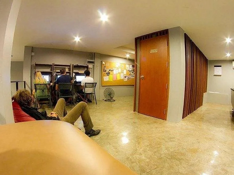 We Bangkok Hostel