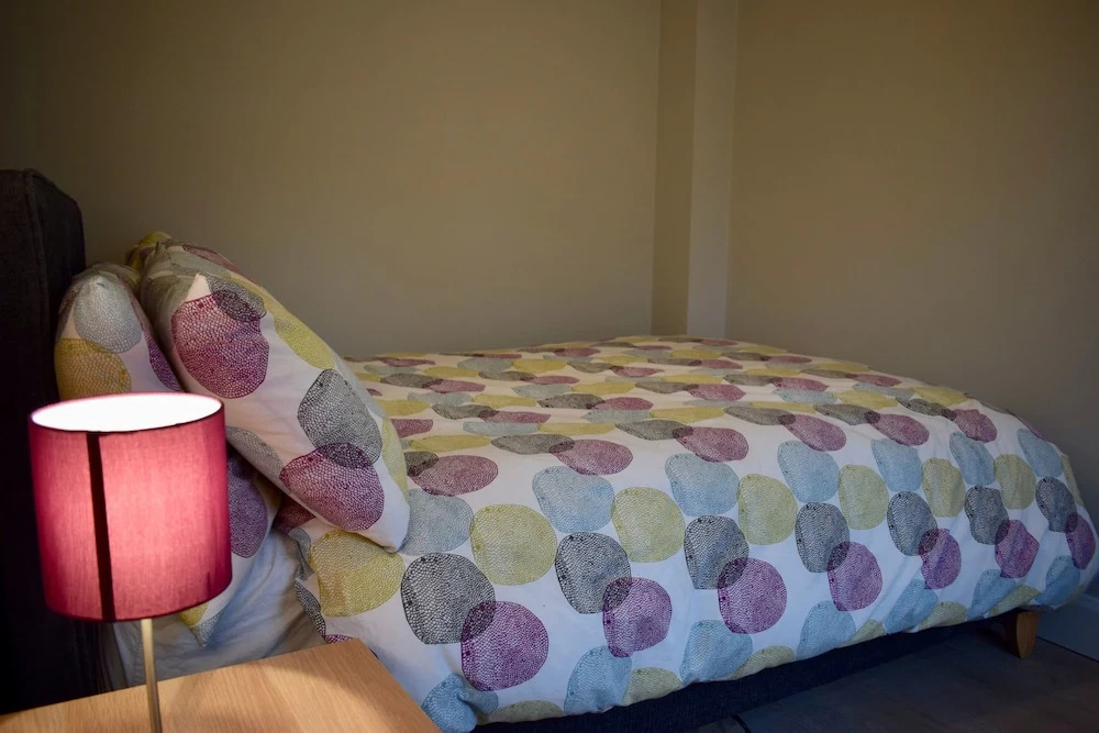 3 Bedroom Townhouse in Dublin 4 Sleeps 6