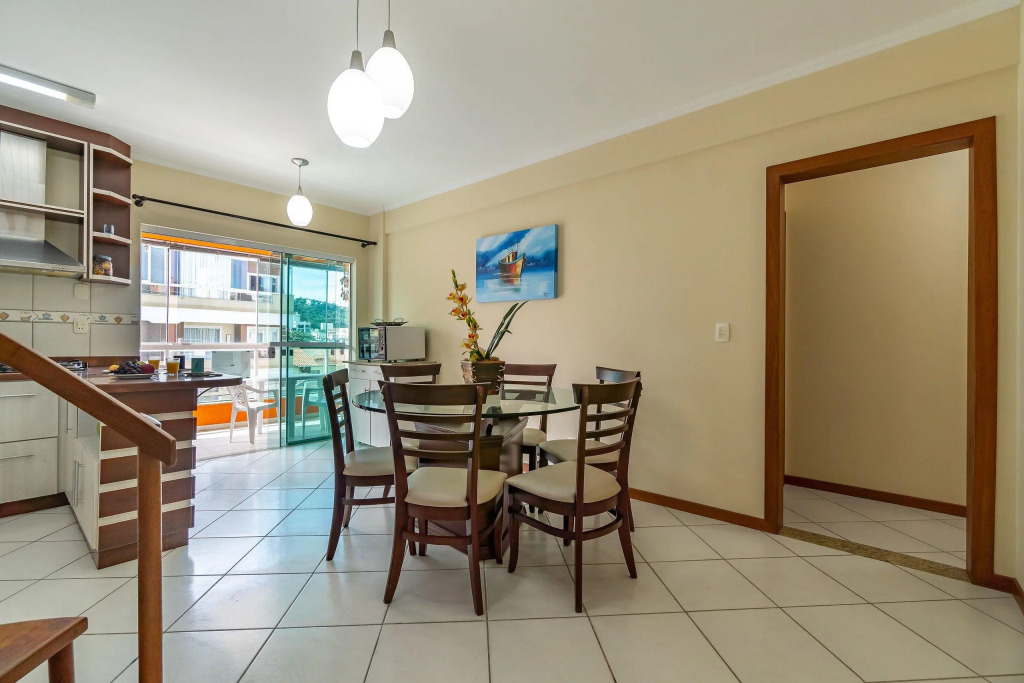 Espaçosa Cobertura Duplex com Piscina Privativa