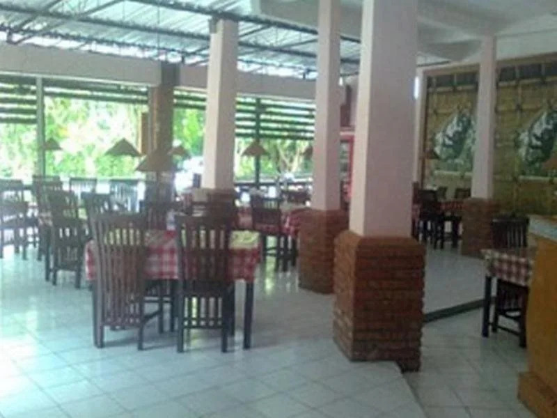 Cempaka Lovina Hotel