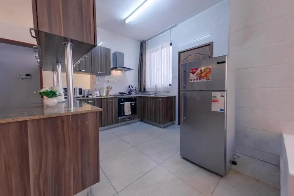 Fahari Suites by Homes By Della