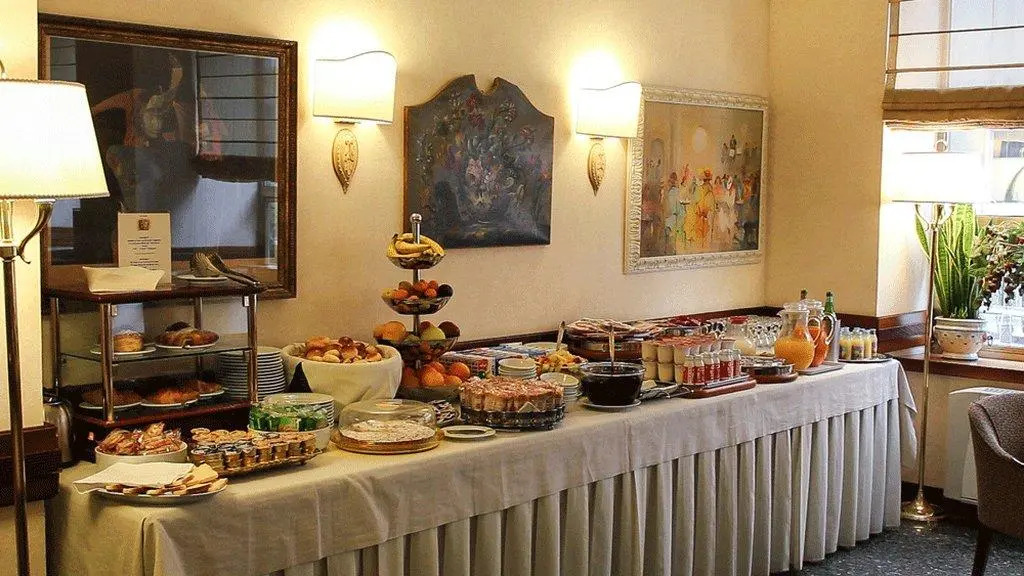 Hotel Bristol