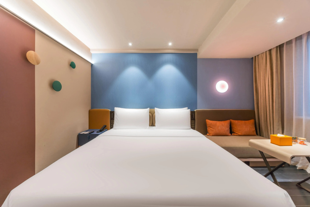 ELITE International Hotel Taikoo Hui Plaza Gangding Metro Station Branch
