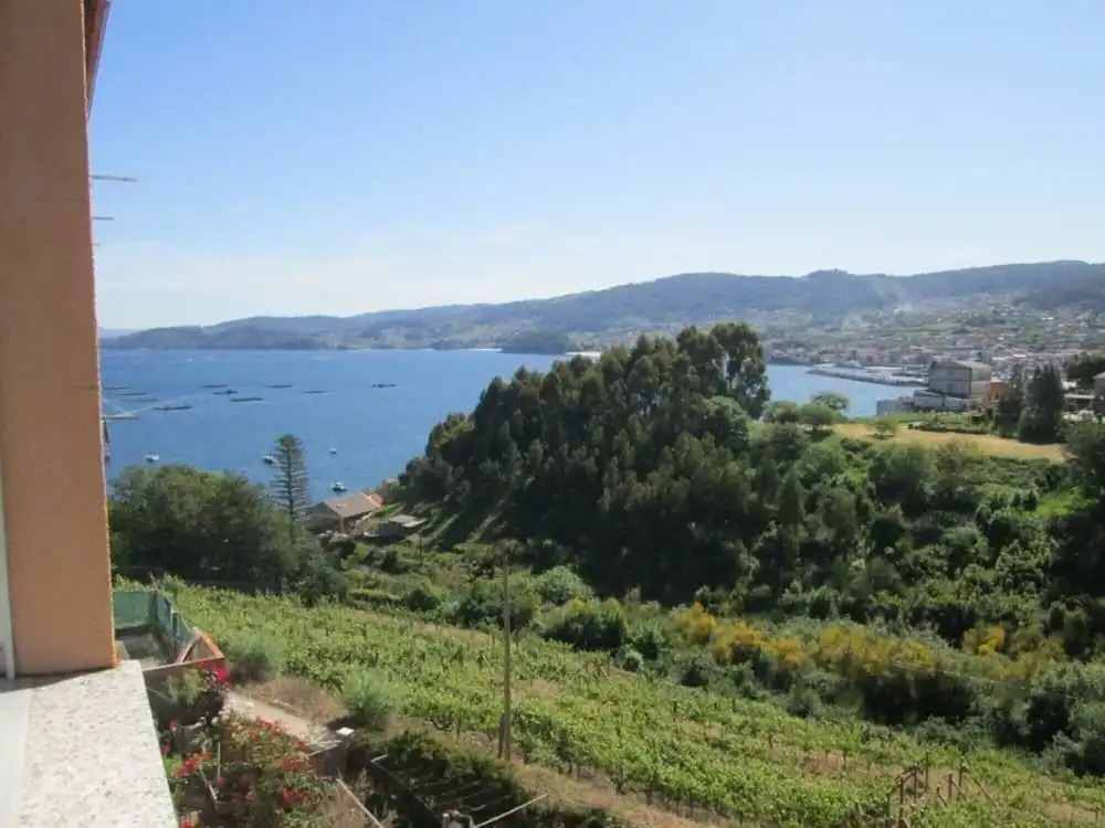 Apartment - 2 Bedrooms with WiFi and Sea views - 101893