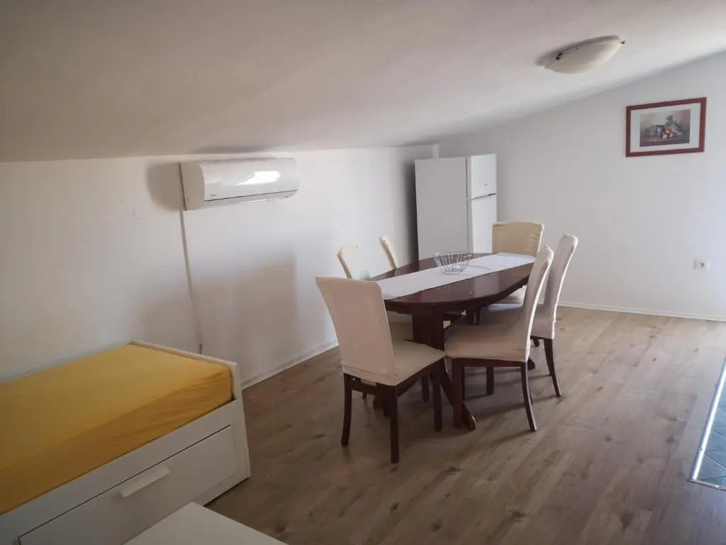 Apartments Tara