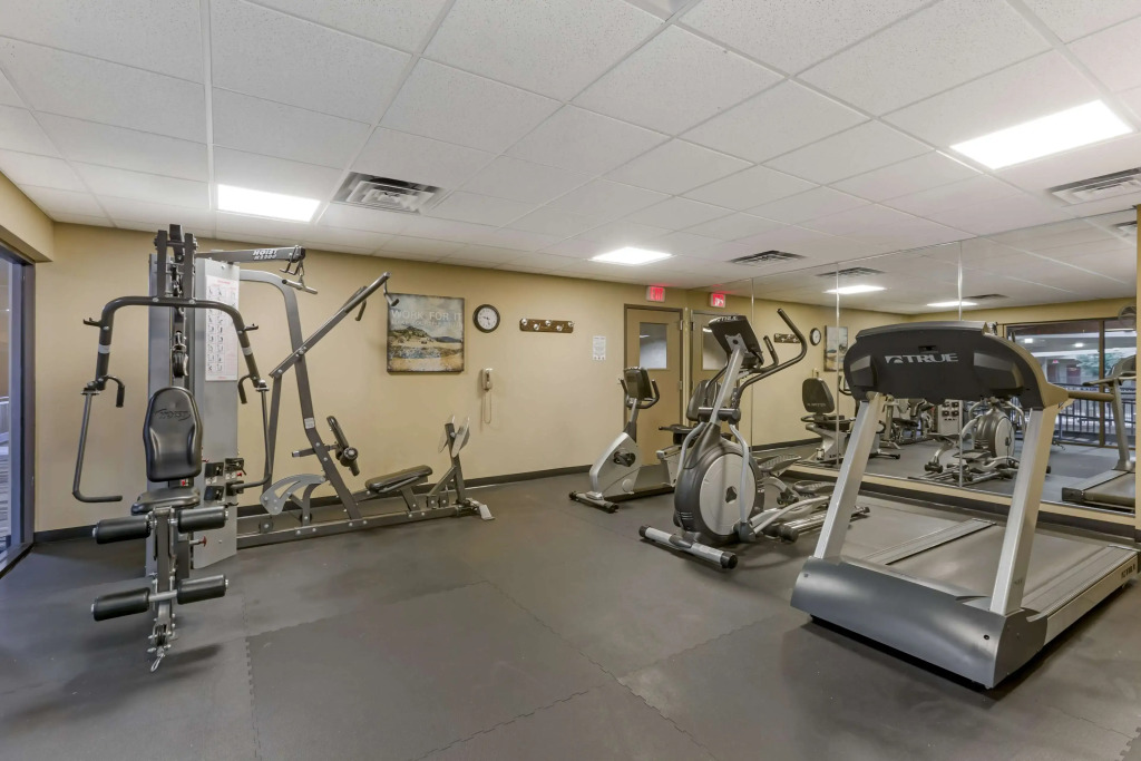 Best Western Plus Raton Hotel