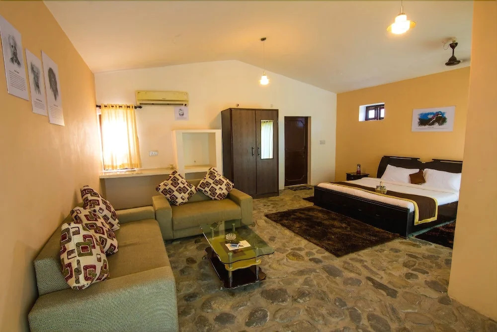 V Resorts Kotabagh