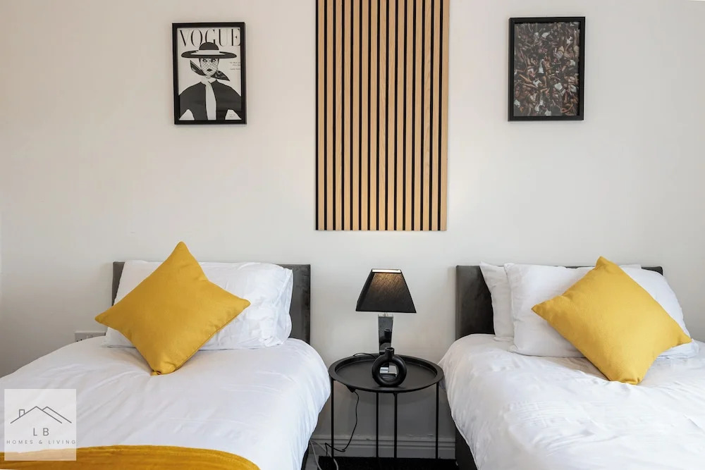 Comfy House - Sleeps 14 - 14 min to City Centre
