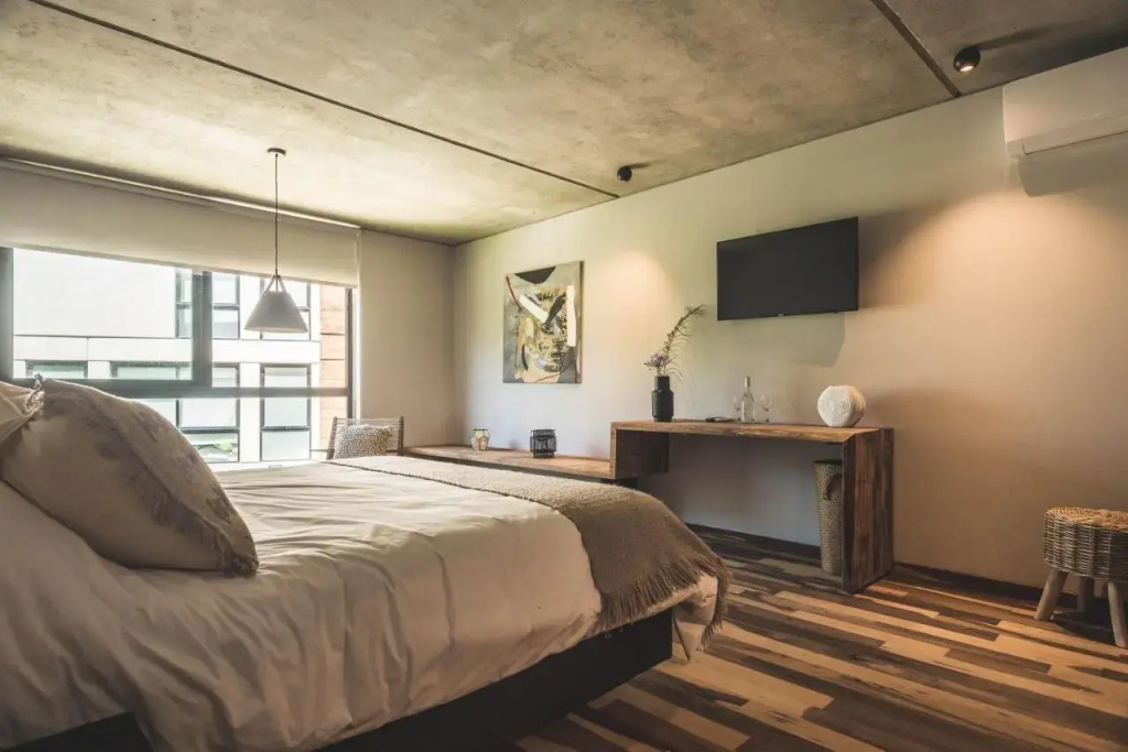 Be House Suites & Spa