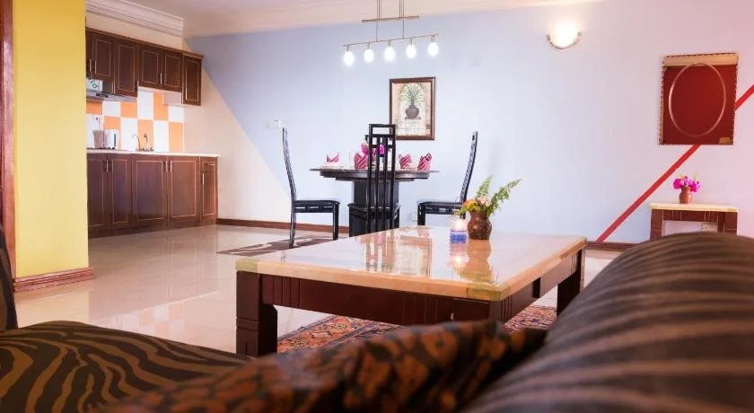 Calabash Apartment-Hotel