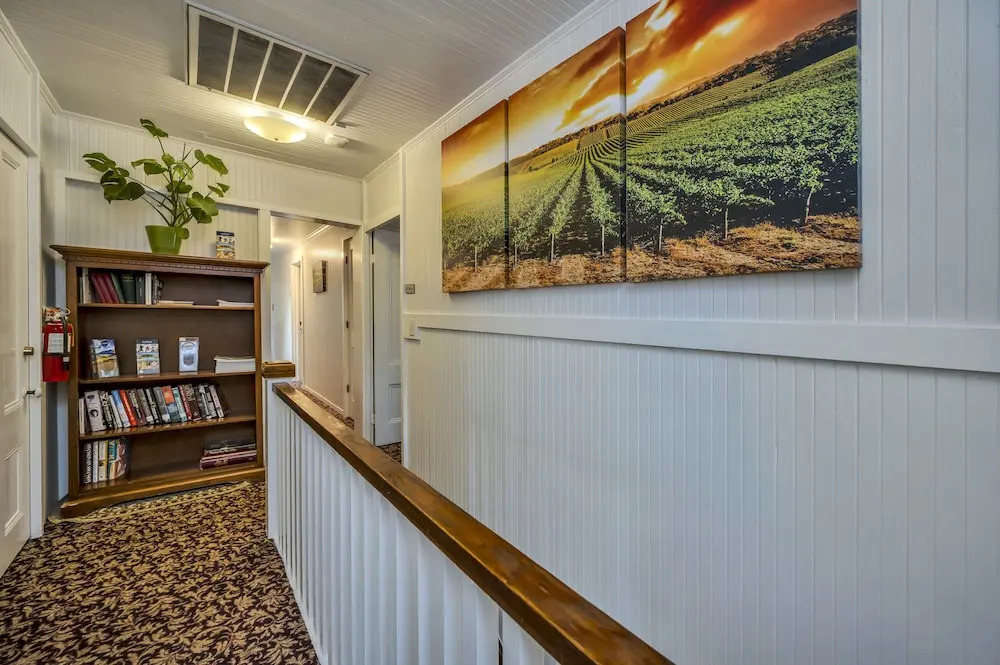 Calistoga Wine Way Inn