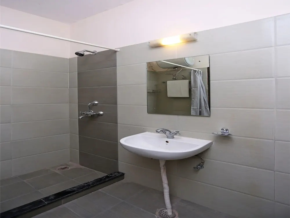 OYO 10772 Home 2BHK Grace Villa Sattal