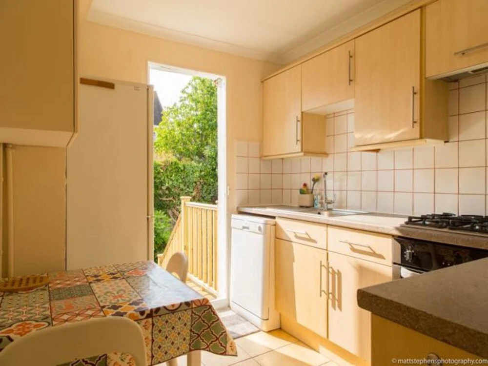 Classic Victorian House Sleeps 8 in East Brighton