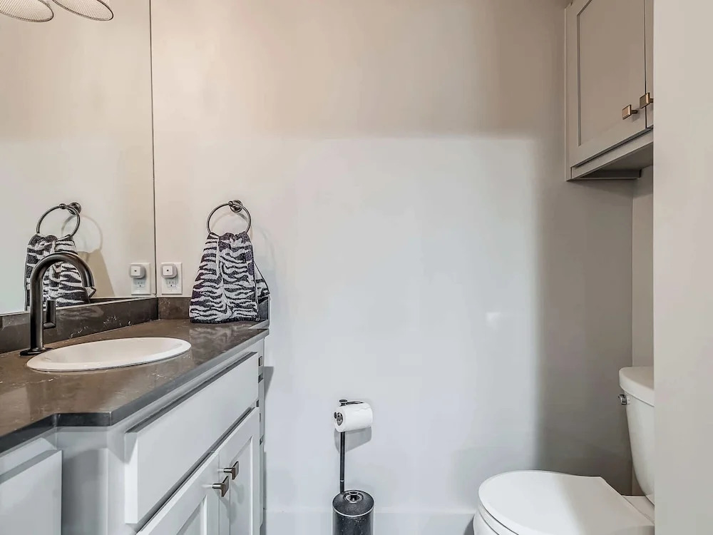 Cozy 1-bedroom Retreat in Tulsa