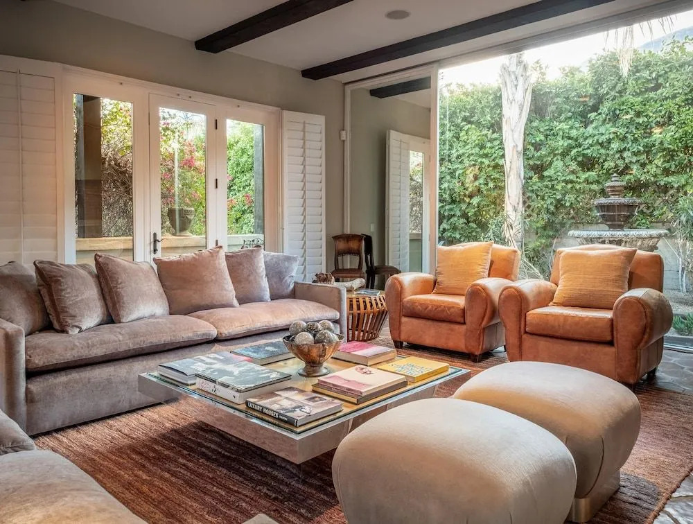 Villa Carmelita - The Sonny & Cher House