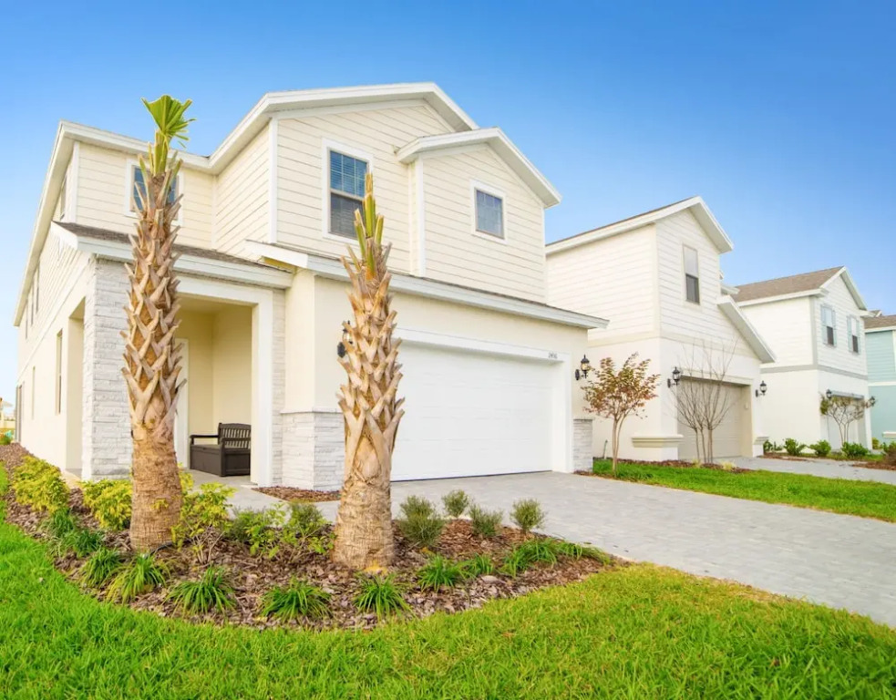 Gorgeous Family Home With Private Pool Ww105