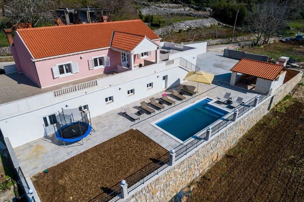 Villa Dragi - Three Bedroom Villa With Swimming Pool Terrace and Sea View ID Direct Booker 10228