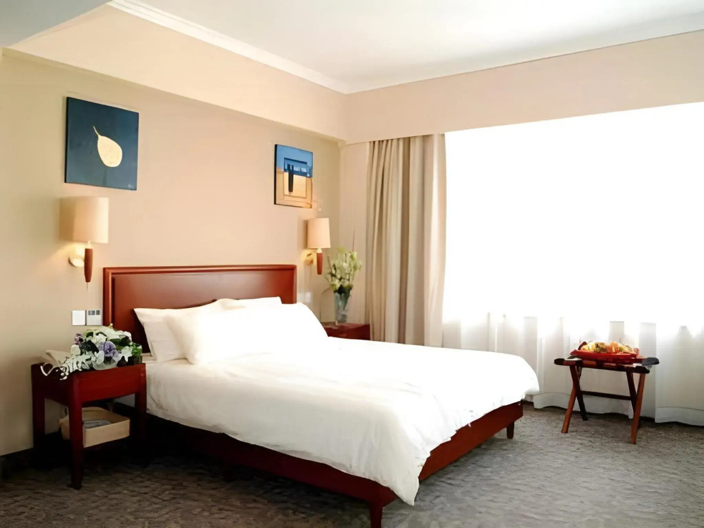 GreenTree Inn YiZheng Zhenzhou East Road