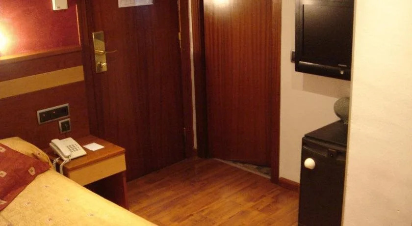Hotel Iris