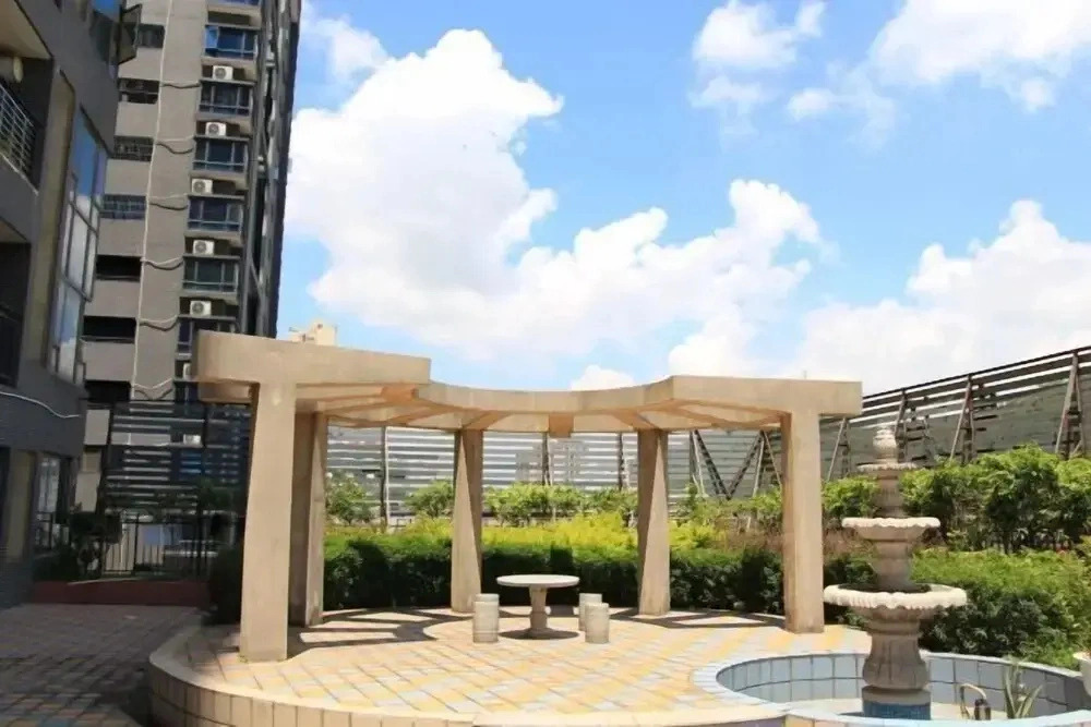 Kejiaren Apartment Hotel