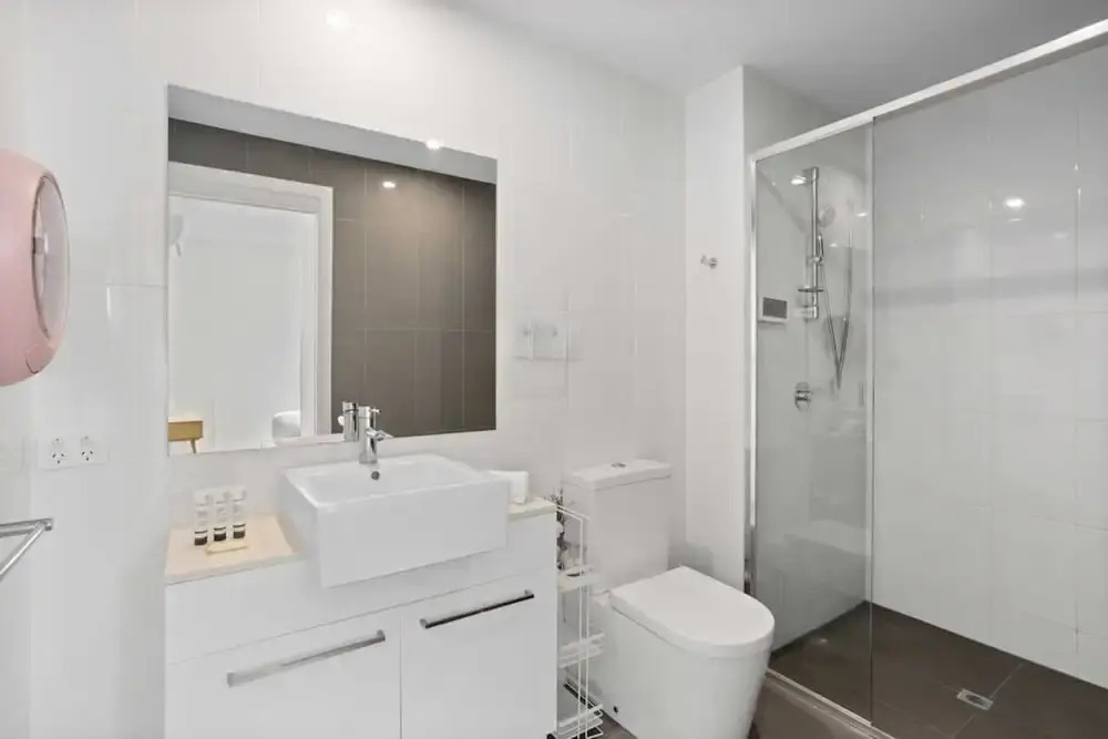 Spaciously Bright 1-bed Apartment