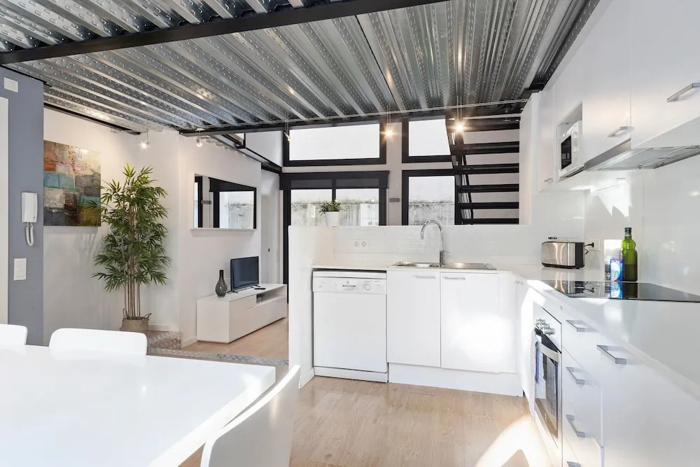 Chic and Modern Apartments in Gracia