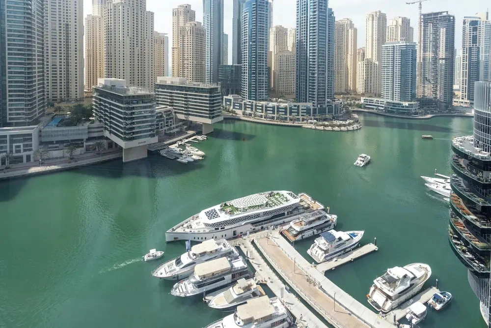 Gala Guests - Silverene Tower Apartments
